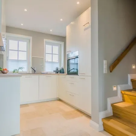 In Sylt With 3 Bedrooms Holiday home Wenningstedt-Braderup